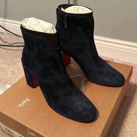 Authentic Christian Loubotin Castarika Navy suede boot - Picture 3 of 16